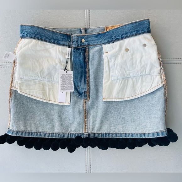 NWT MARC JACOBS
Pompom-embellished Blue Jean Denim Mini Skirt EU Size 25 Indigo - Picture 7 of 13